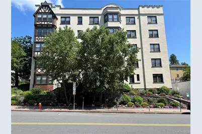 56 Pondfield Road W #4A, Bronxville, NY 10708 - Photo 1