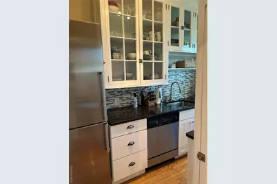 56 Pondfield Road W #4A, Bronxville, NY 10708 - Photo 8