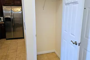 934 Tower Ridge Cir, Middletown, NY 10941 - Photo 8