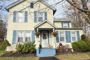 54 Grand St, Wurtsboro, NY 12790 - Photo 2