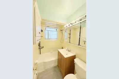 14930 Melbourne Ave #395A, Flushing, NY 11367 - Photo 6