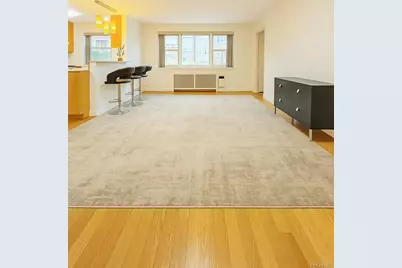 15244 Jewel Avenue #102A, Flushing, NY 11367 - Photo 2