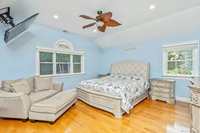 42 Old Neck Court, Manorville, NY 11949 - Photo 24