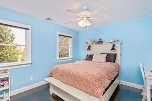 42 Old Neck Ct, Manorville, NY 11949 - Photo 16