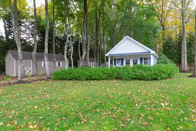 42 Old Neck Court, Manorville, NY 11949 - Photo 30
