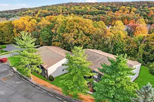 366 Country Club Ln, Pomona, NY 10970 - Photo 36