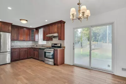 44 Delaware Avenue, Commack, NY 11725 - Photo 10