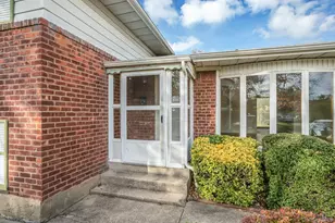 44 Delaware Ave, Commack, NY 11725 - Photo 4