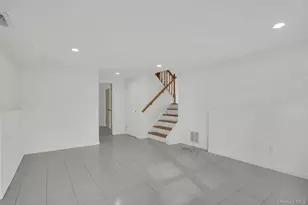 44 Delaware Ave, Commack, NY 11725 - Photo 22