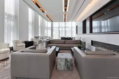 13103 40 Road #11Q, Flushing, NY 11354 - Photo 18