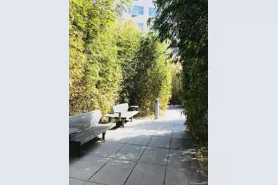 13103 40 Road #11Q, Flushing, NY 11354 - Photo 24