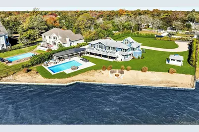 270 Edgewater Avenue, Bayport, NY 11705 - Photo 1