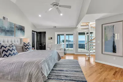 270 Edgewater Avenue, Bayport, NY 11705 - Photo 14