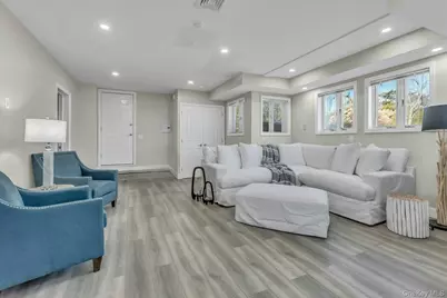 270 Edgewater Avenue, Bayport, NY 11705 - Photo 32