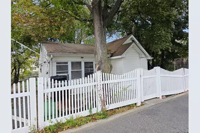 44 Carnegie Avenue, Elmont, NY 11003 - Photo 2