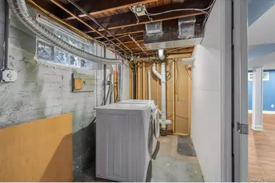 55 Audrey Ave, Plainview, NY 11803 - Photo 24