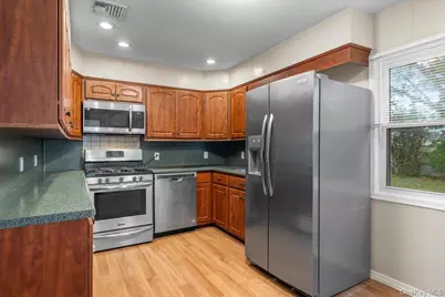 55 Audrey Ave, Plainview, NY 11803 - Photo 6