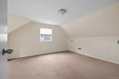 55 Audrey Ave, Plainview, NY 11803 - Photo 14