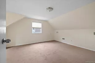 55 Audrey Ave, Plainview, NY 11803 - Photo 14