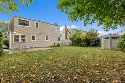 55 Audrey Ave, Plainview, NY 11803 - Photo 26