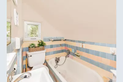 83 Alta Avenue, Yonkers, NY 10705 - Photo 10