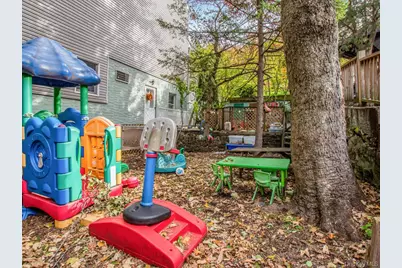 83 Alta Avenue, Yonkers, NY 10705 - Photo 36