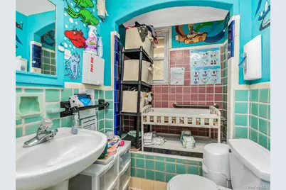 83 Alta Avenue, Yonkers, NY 10705 - Photo 14