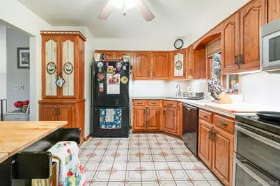 634 Route 82, Hopewell Junction, NY 12533 - Photo 10