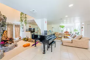 19 Wayside Ln, Wantagh, NY 11793 - Photo 6