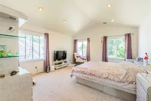 19 Wayside Ln, Wantagh, NY 11793 - Photo 20