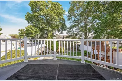 19 Wayside Lane, Wantagh, NY 11793 - Photo 26