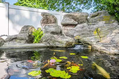 19 Wayside Lane, Wantagh, NY 11793 - Photo 28