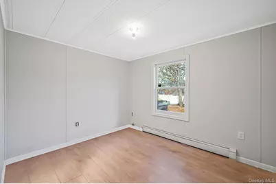 361 Erie Street, Holbrook, NY 11741 - Photo 14