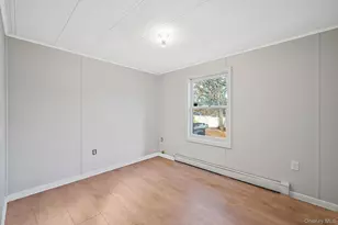 361 Erie St, Holbrook, NY 11741 - Photo 14