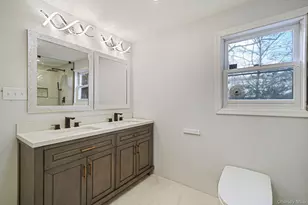 361 Erie St, Holbrook, NY 11741 - Photo 20