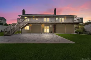 25 Hitching Post Ln, Glen Cove, NY 11542 - Photo 30