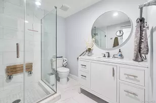 25 Hitching Post Ln, Glen Cove, NY 11542 - Photo 20