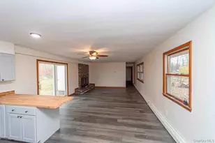 132 Red Top Rd, Wallkill, NY 12589 - Photo 6