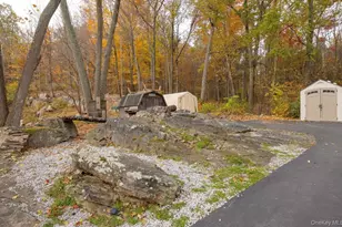 85 W Hook Rd, Hopewell Junction, NY 12533 - Photo 10