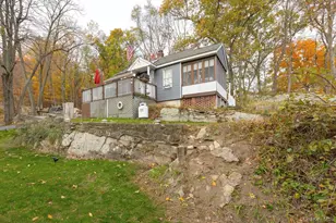 85 W Hook Rd, Hopewell Junction, NY 12533 - Photo 4