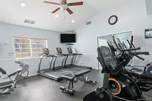 345 Colonial Cir, Manorville, NY 11949 - Photo 18