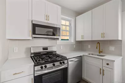 109-10 157th Street, Jamaica, NY 11433 - Photo 8