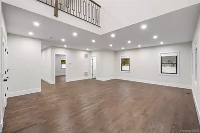 29 Hyacinth Road, Levittown, NY 11756 - Photo 16