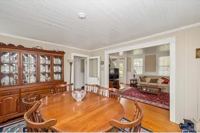 811 Locust Avenue, Bohemia, NY 11716 - Photo 10