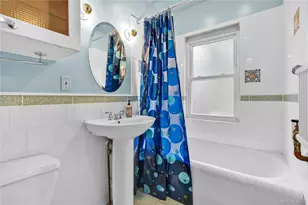 21-50 28th St, Astoria, NY 11105 - Photo 10