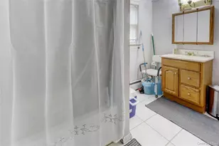 60 Lincoln Ave, Sayville, NY 11782 - Photo 10