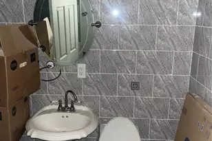 555 Hemlock St, Brooklyn, NY 11208 - Photo 8