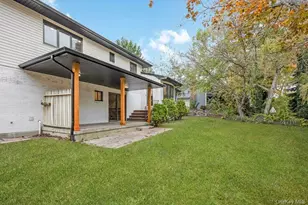 7 Gillette Ave, Patchogue, NY 11772 - Photo 16