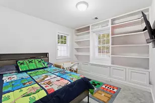 130 Beaver Dam Rd, Brookhaven, NY 11719 - Photo 10