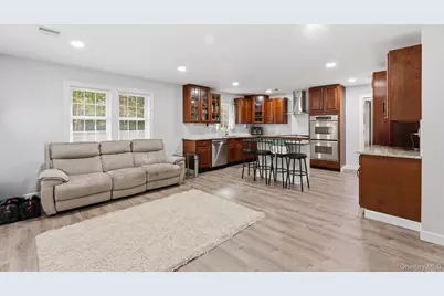 130 Beaver Dam Road, Brookhaven, NY 11719 - Photo 4